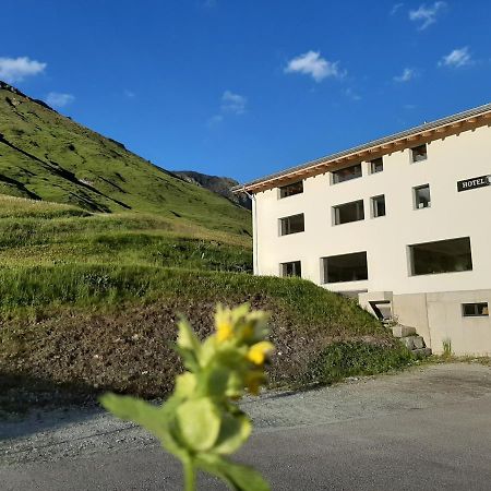 Hotel Avers Am Bach Eksteriør billede