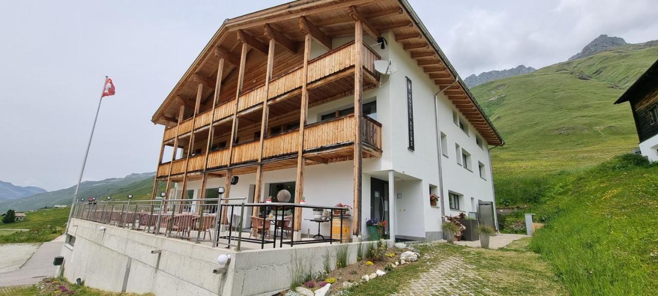 Hotel Avers Am Bach Eksteriør billede