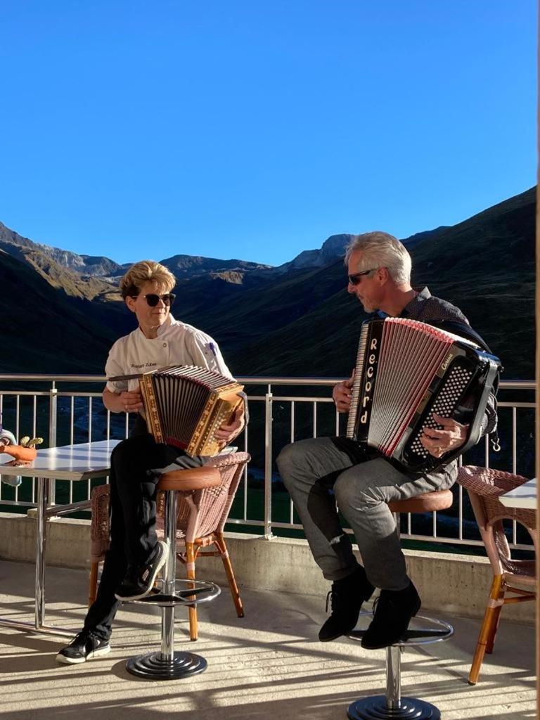 Hotel Avers Am Bach Eksteriør billede